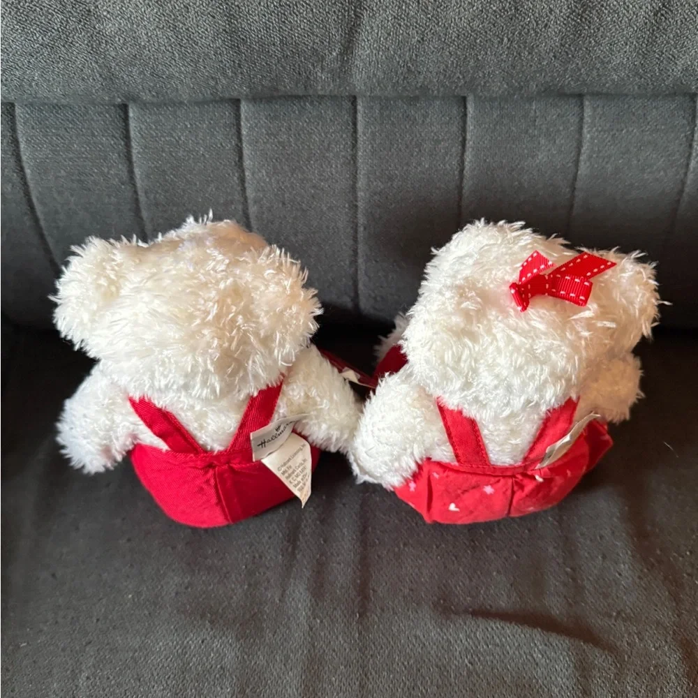 Hallmark Blushing Bears Set